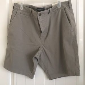 Men’s American eagle shorts grey
